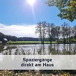 Casa de Férias Rothsee-oase Ideale Ausgangslage Mit Tollem Ausblick, Sauna Und Privatem Garten *