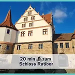Rothsee-oase Ideale Ausgangslage Mit Tollem Ausblick, Sauna Und Privatem Garten Nyaraló Roth